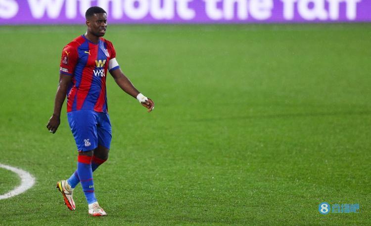  阿雅克肖定位球配合精妙中卫头槌打破僵局